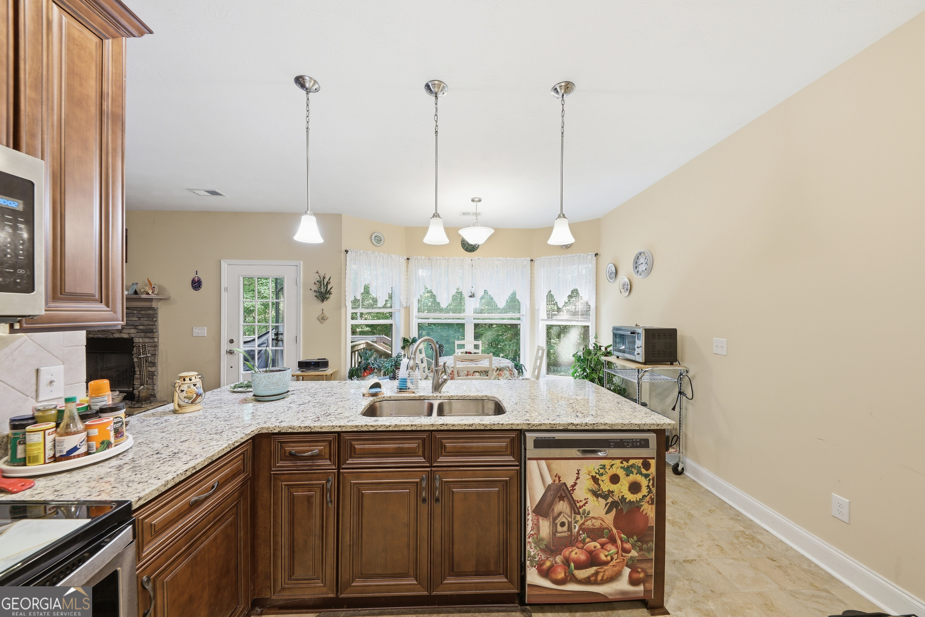 1089 N North Pointe Drive Tignall GA 30668