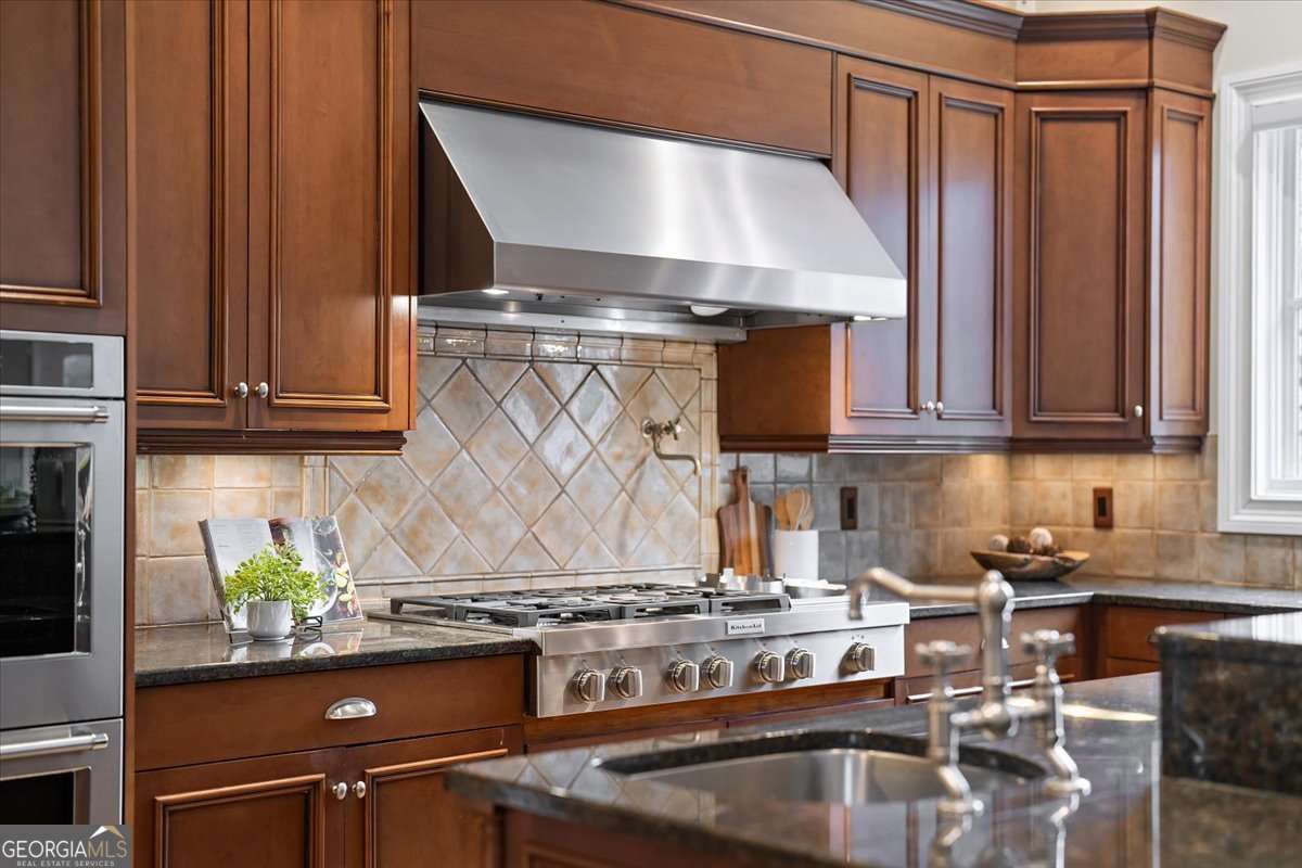 745 Brookwoods Trace Sandy Springs GA 30342
