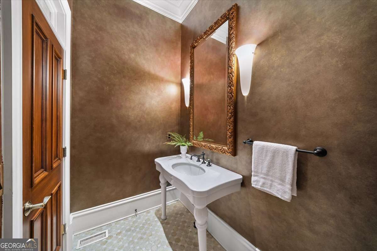 745 Brookwoods Trace Sandy Springs GA 30342