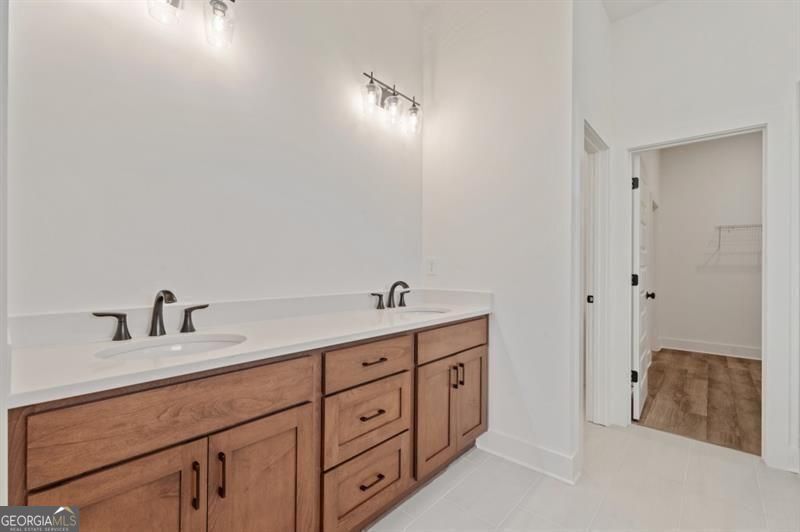 8480 Creekside Overlook Drive Gainesville GA 30506