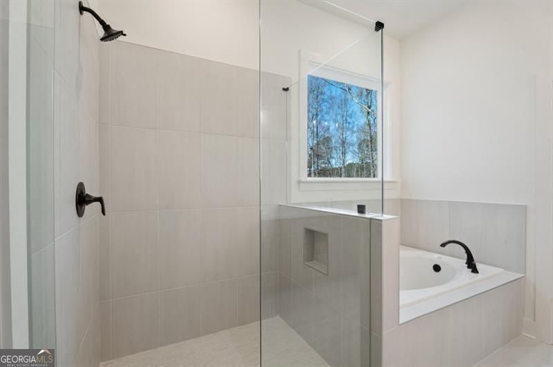 8480 Creekside Overlook Drive Gainesville GA 30506