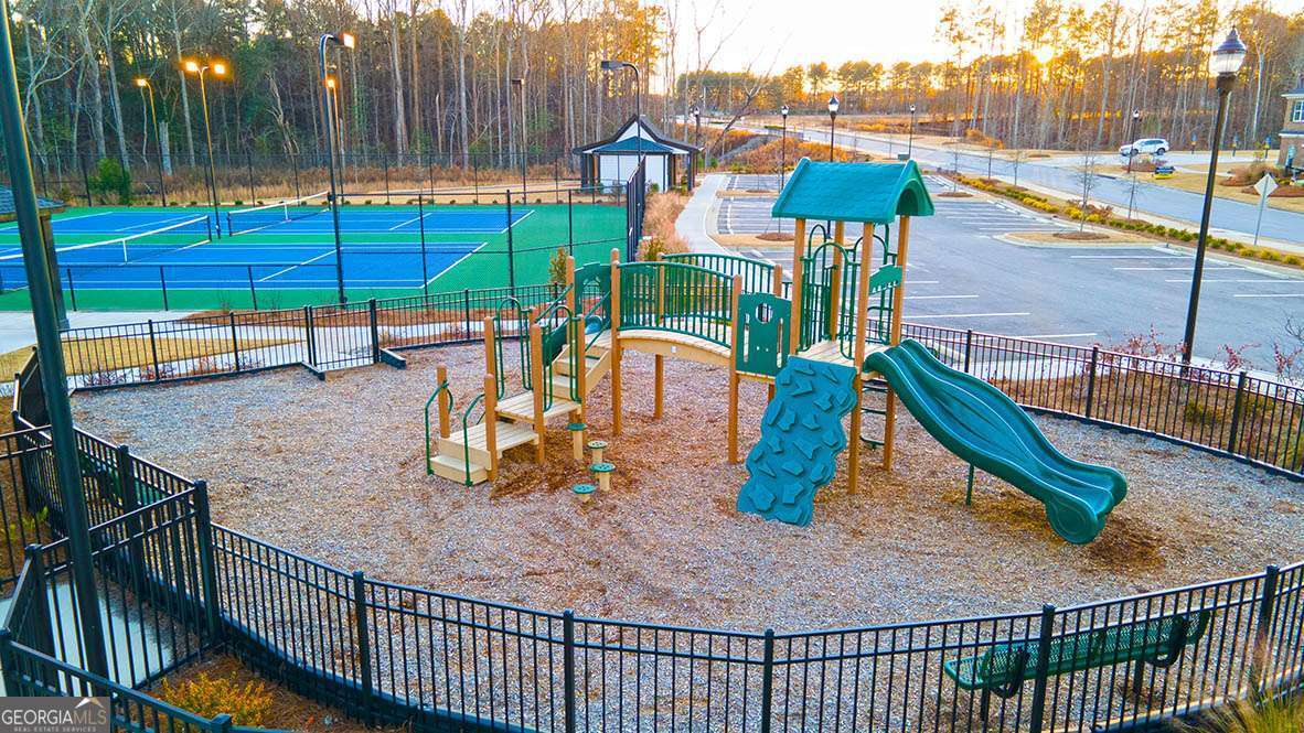 171 Sandy Oak Drive Loganville GA 30052