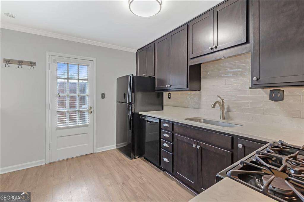 12 Surry County Place NW Atlanta GA 30318