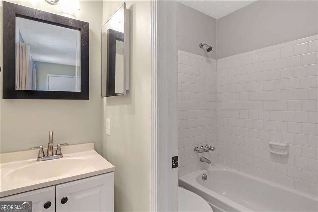 12 Surry County Place NW Atlanta GA 30318