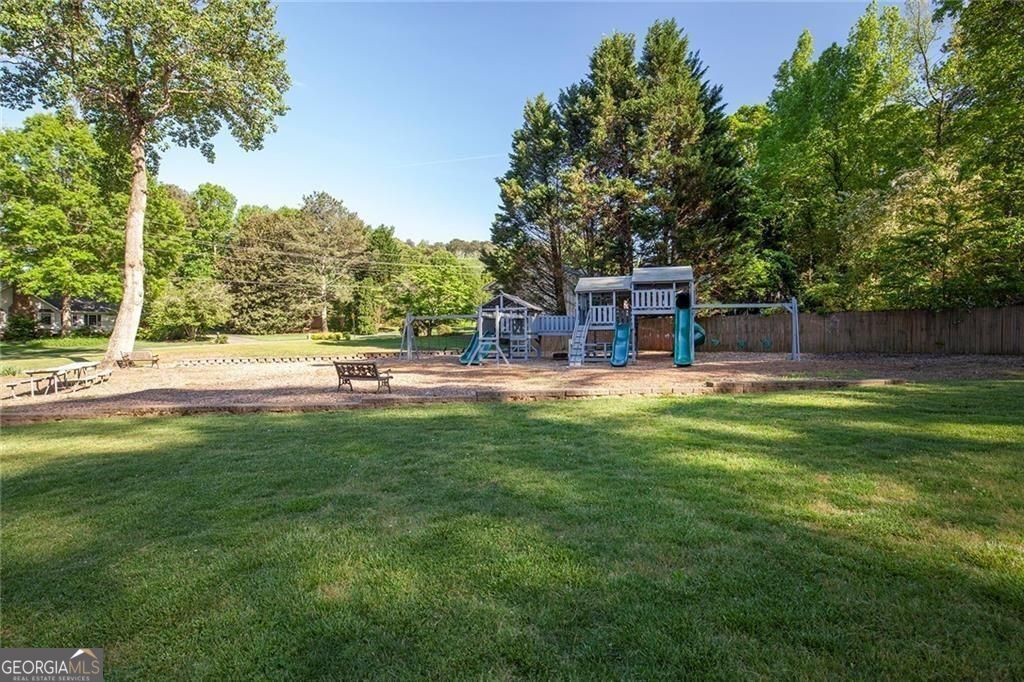 4782 Hill Court NE Roswell GA 30075