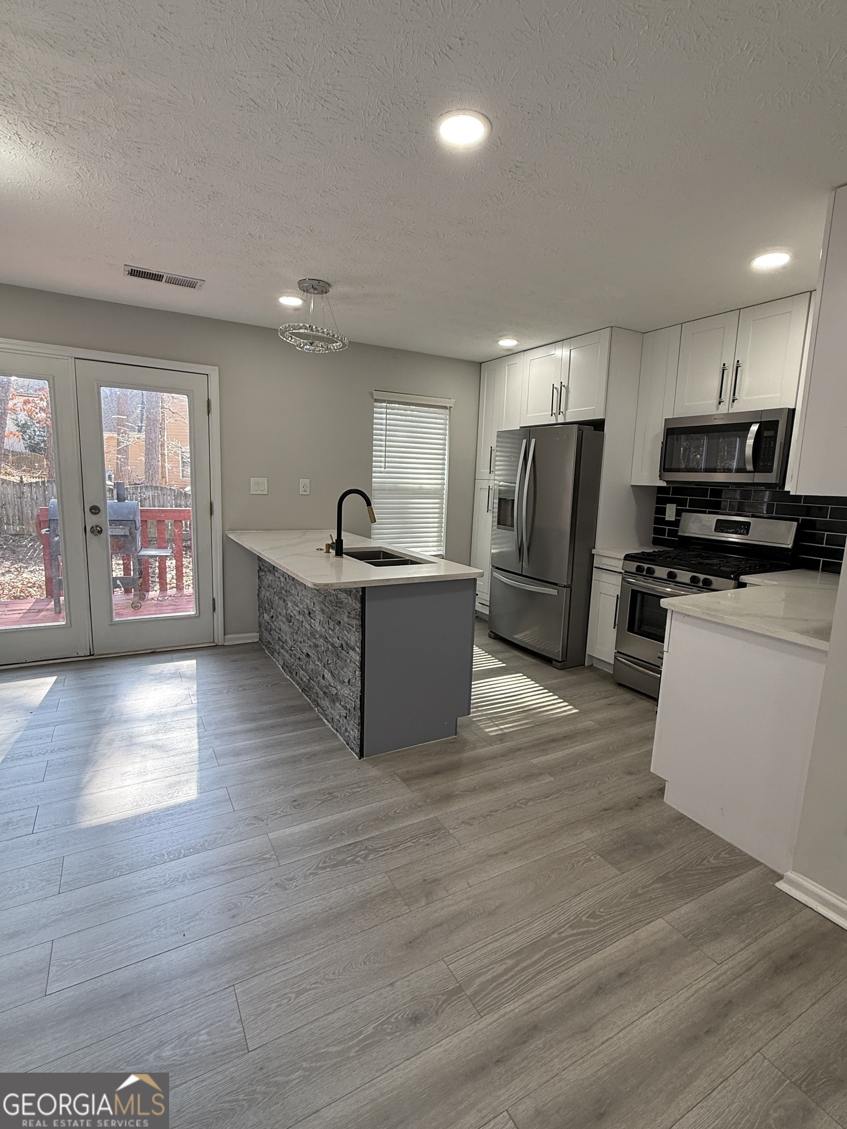 2511 Thorngate Drive Acworth GA 30101