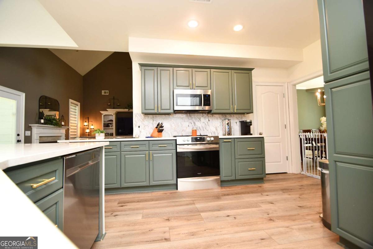 34 Emily Lane Bogart GA 30622