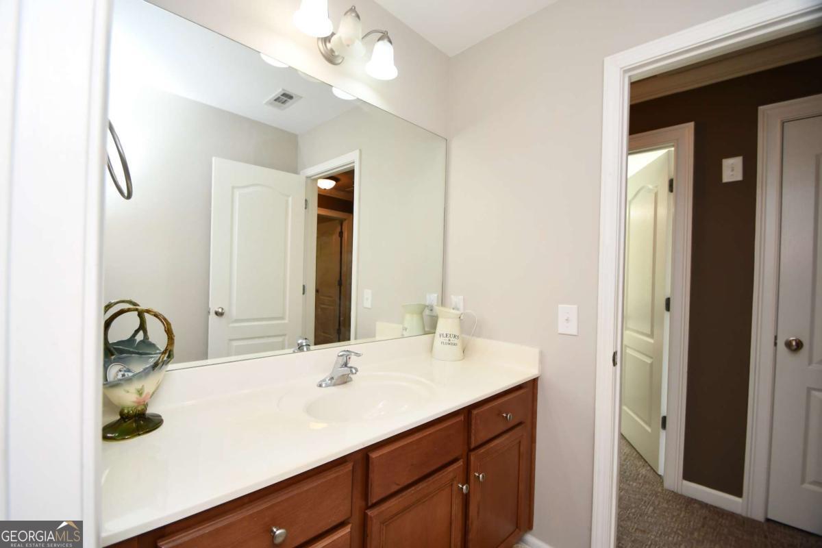 34 Emily Lane Bogart GA 30622