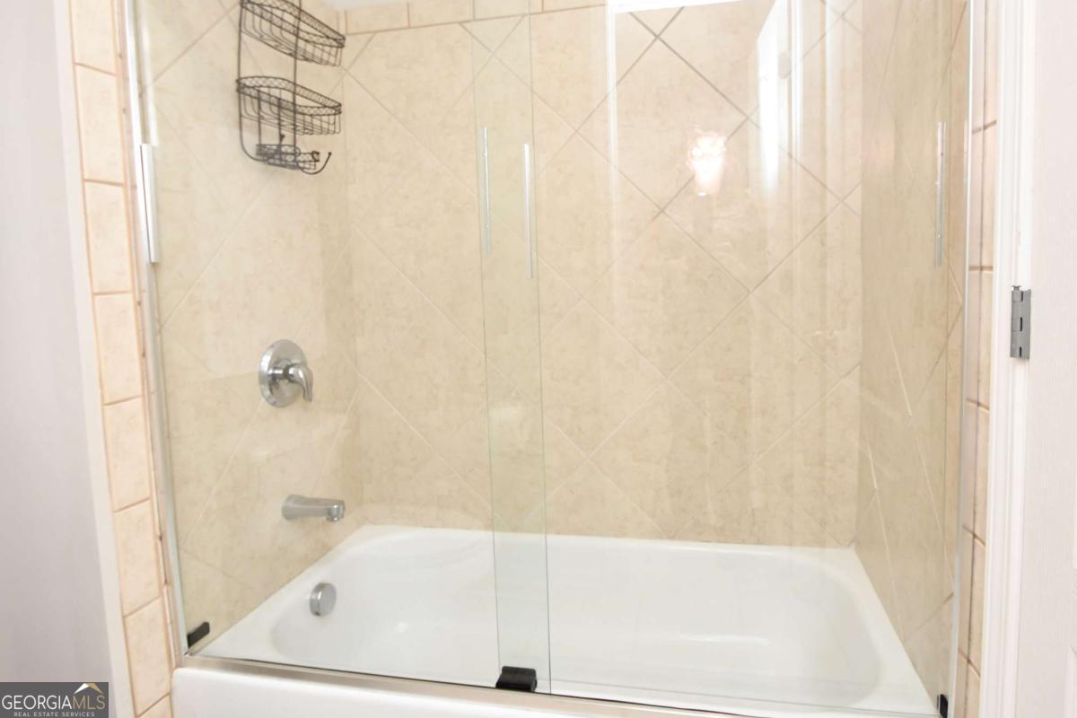 34 Emily Lane Bogart GA 30622