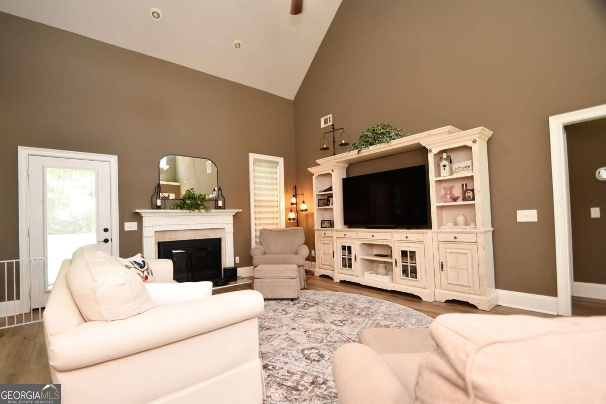 34 Emily Lane Bogart GA 30622
