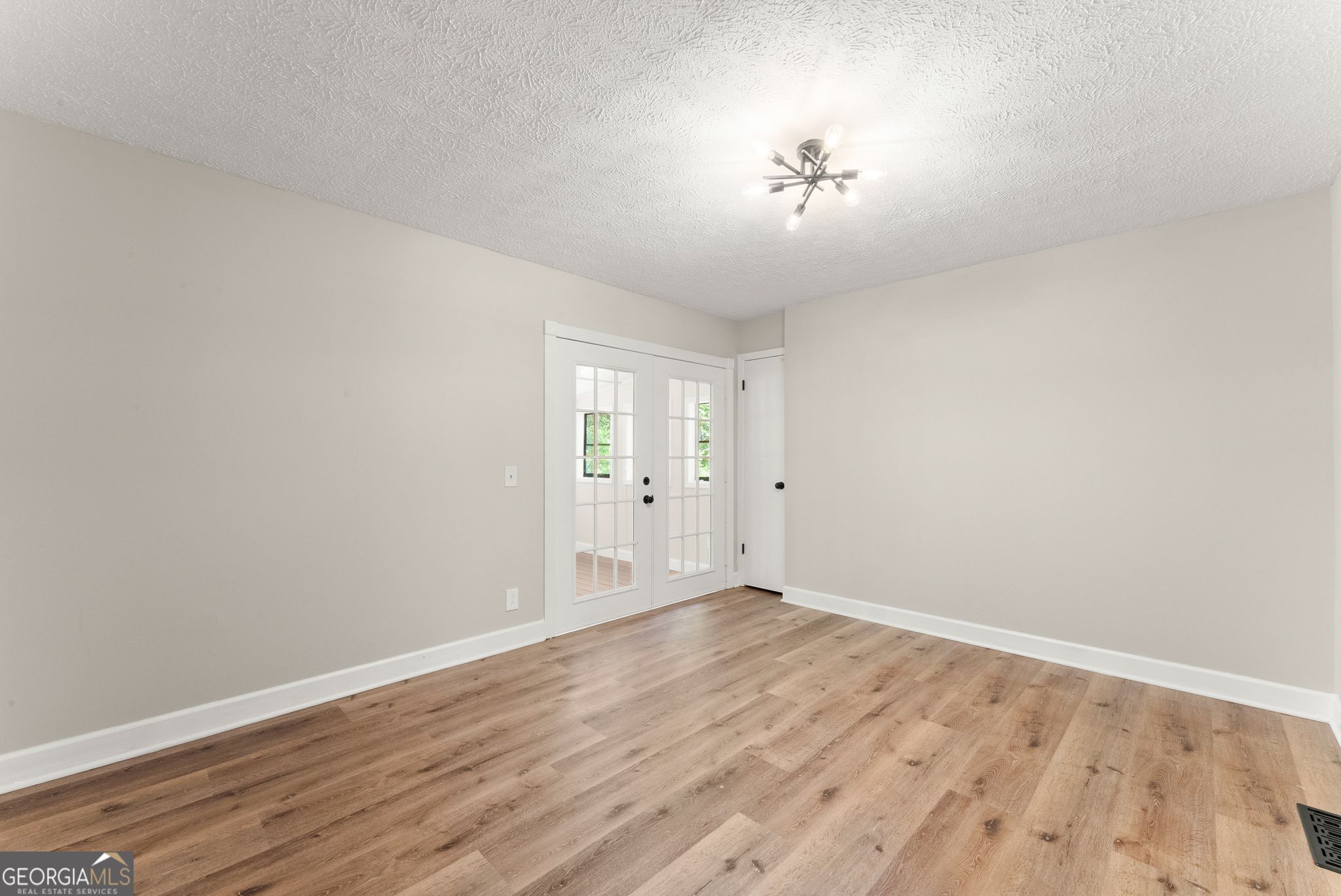 217 Quail Trail Cornelia GA 30531