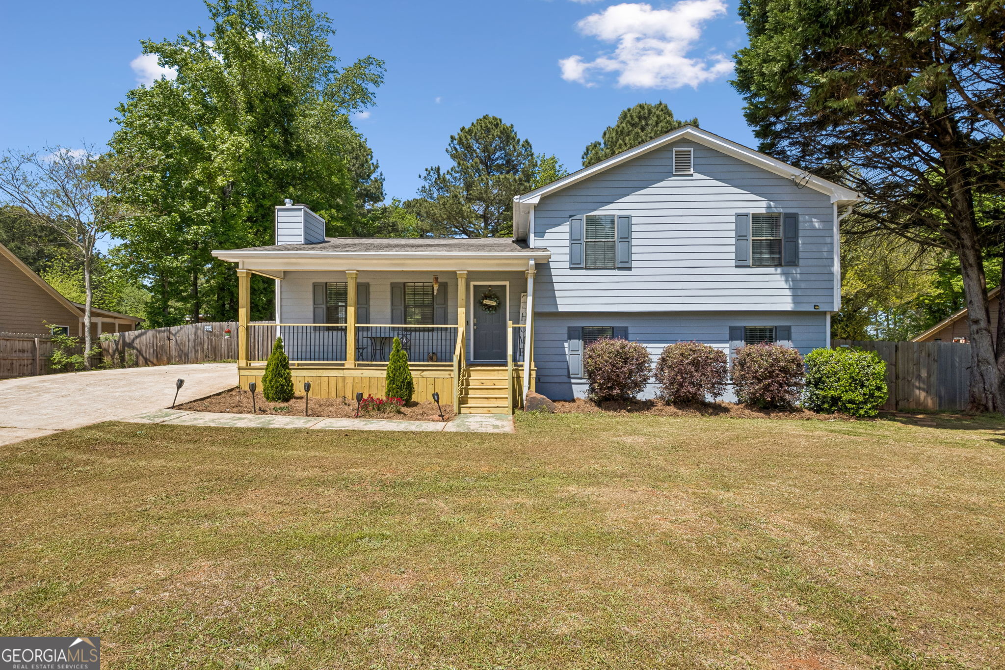 1492 Sir Knights Way Lawrenceville GA 30045