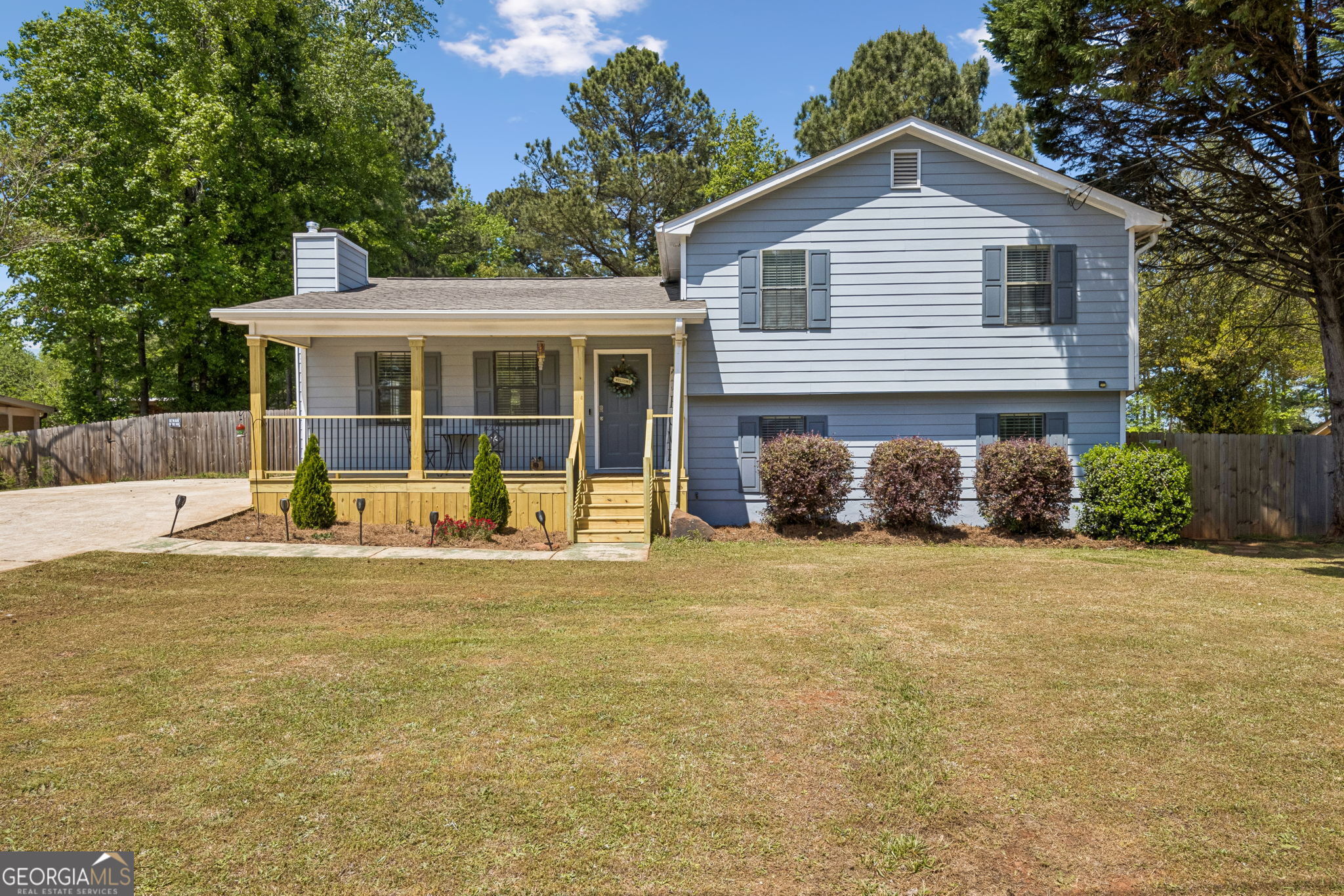 1492 Sir Knights Way Lawrenceville GA 30045