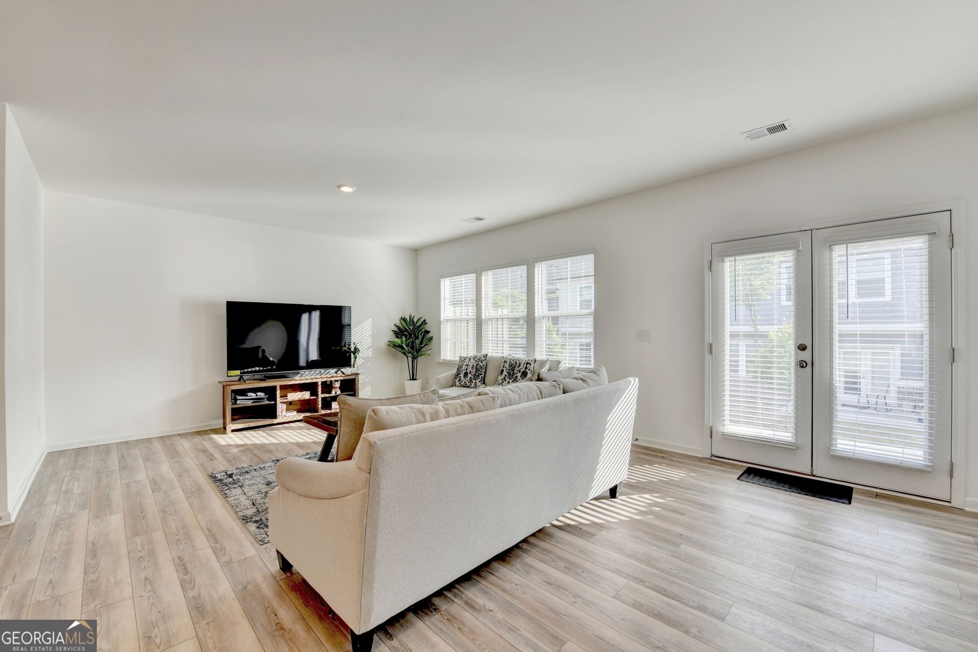 1946 Frisco Way Suwanee GA 30024