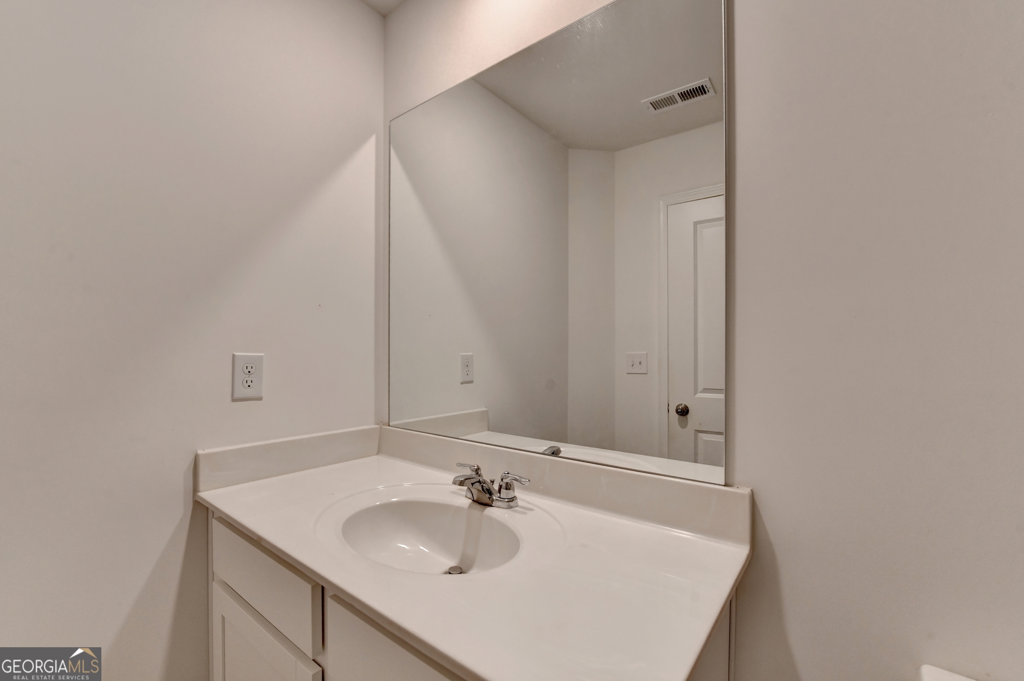 1946 Frisco Way Suwanee GA 30024