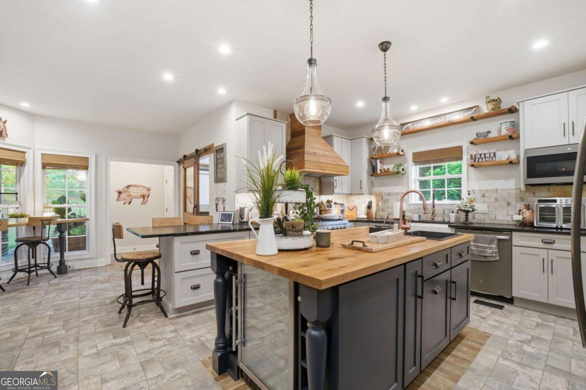 416 Spring Place Road NE White GA 30184