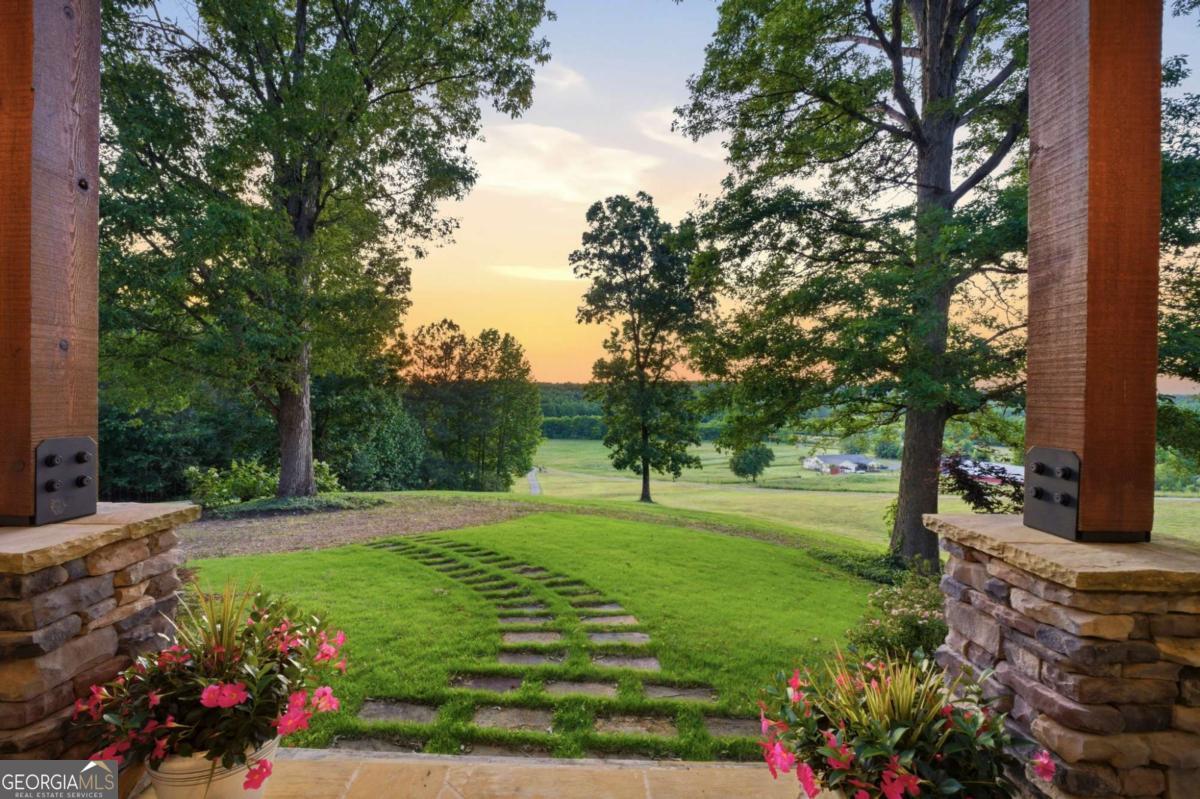 416 Spring Place Road NE White GA 30184