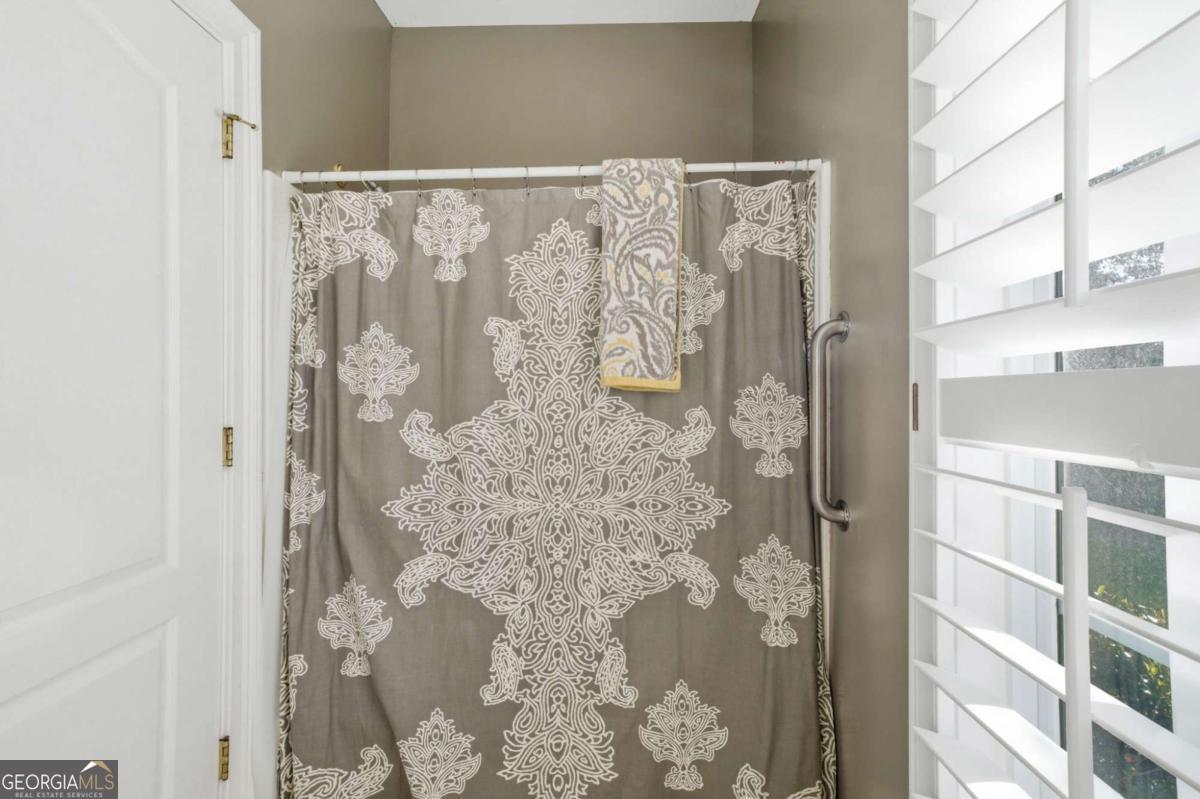 416 Spring Place Road NE White GA 30184