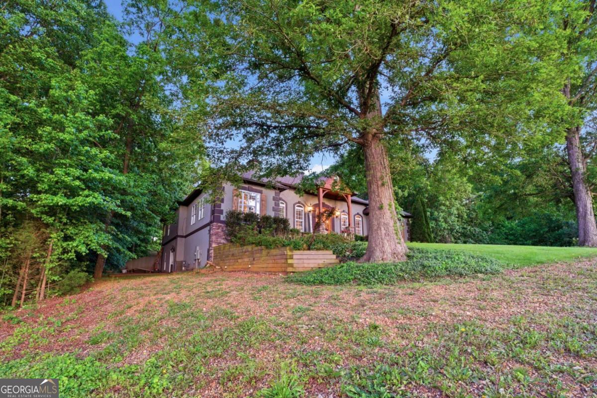 416 Spring Place Road NE White GA 30184