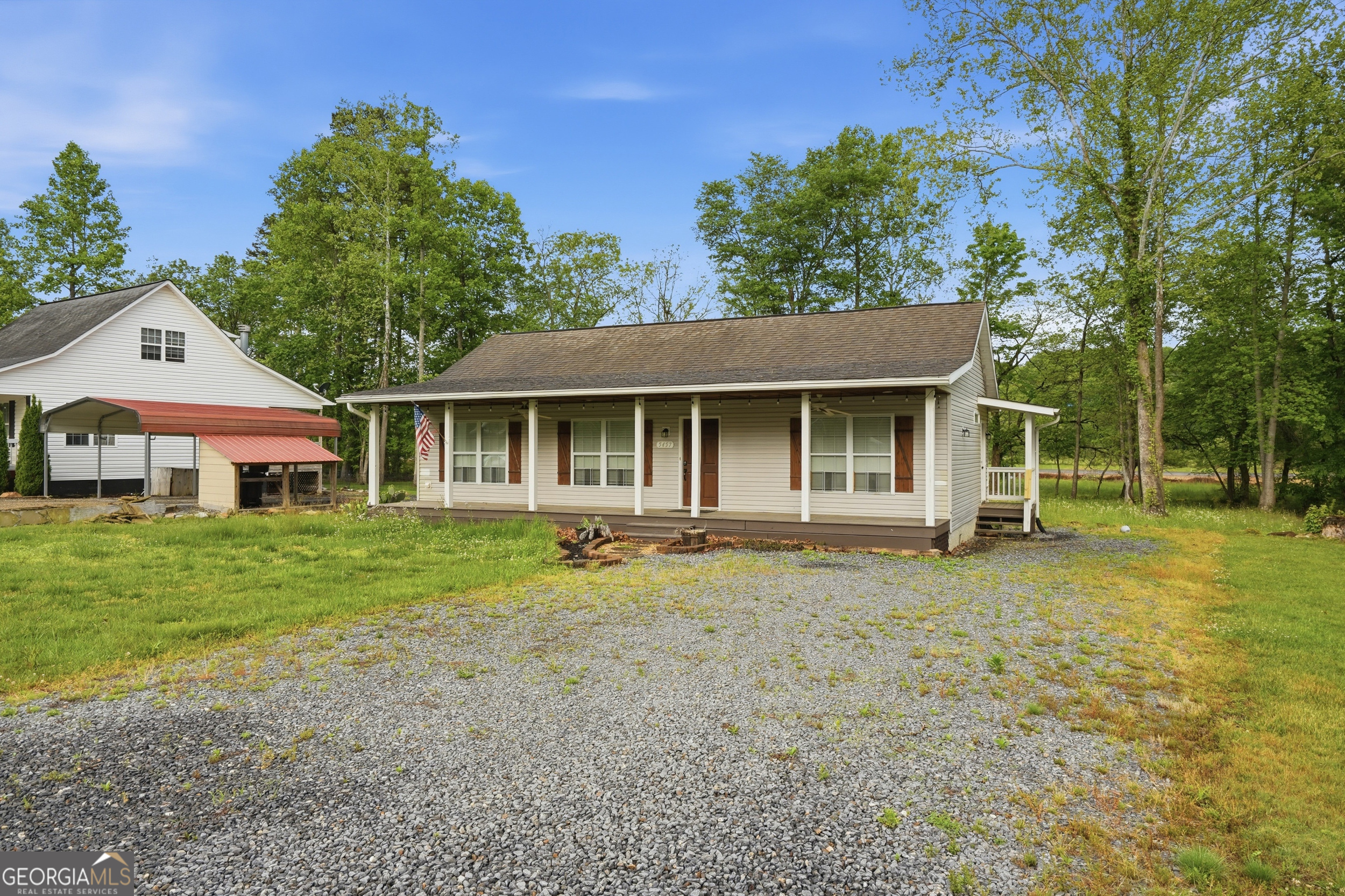 5457 Willow Springs Road Young Harris GA 30582
