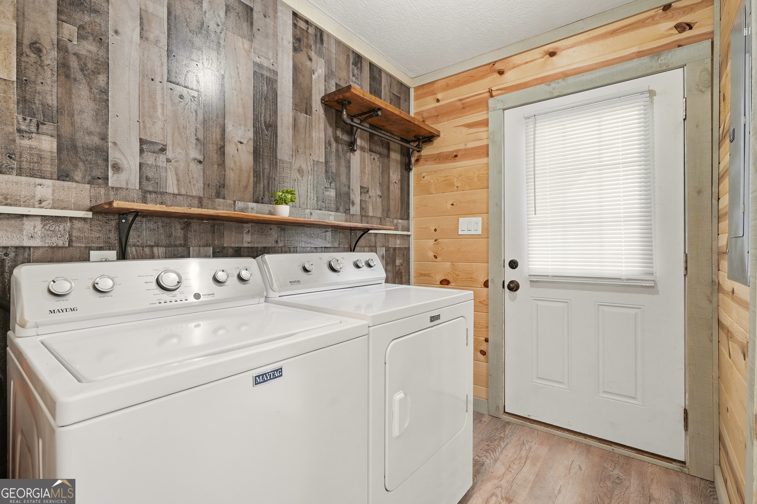 5457 Willow Springs Road Young Harris GA 30582