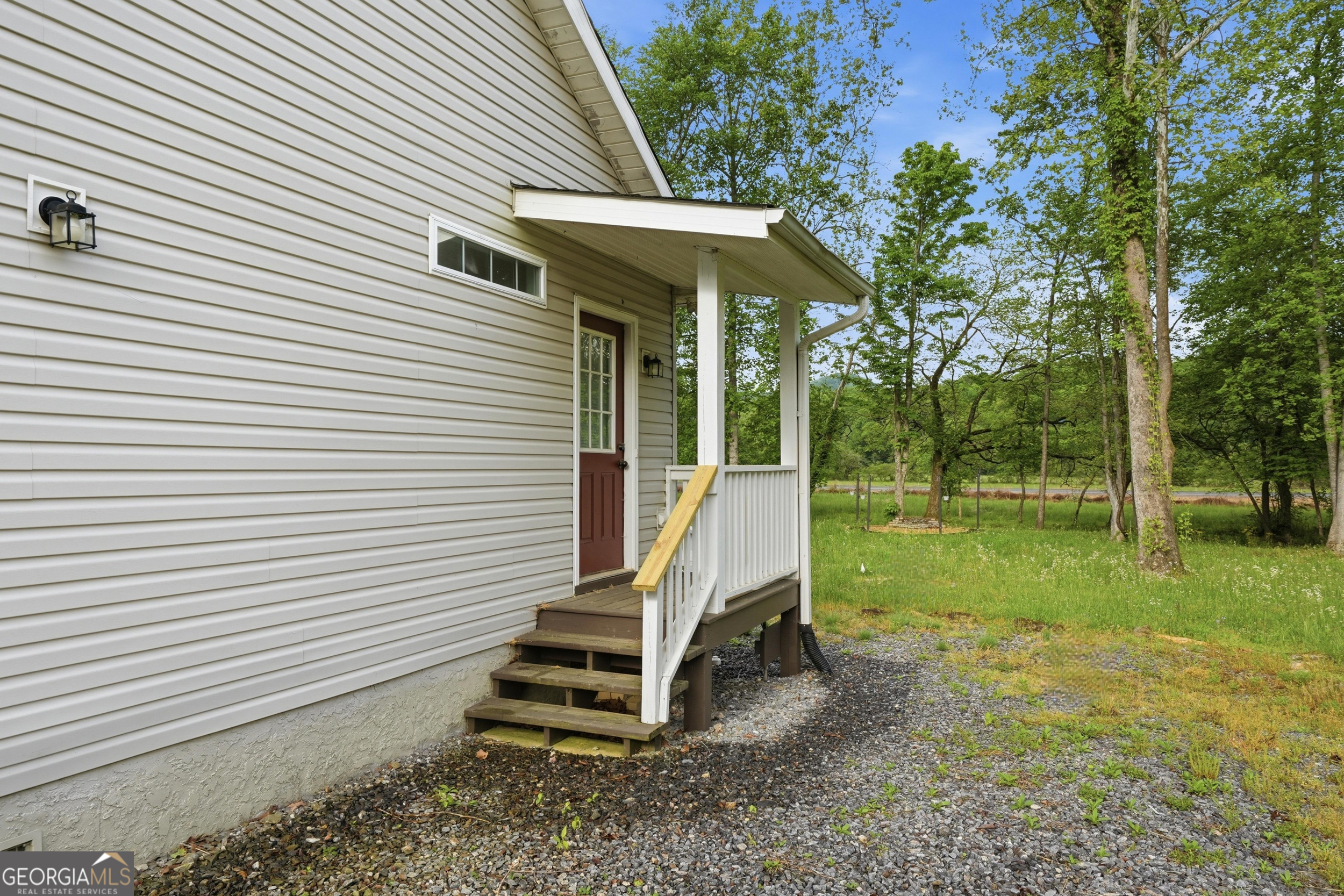 5457 Willow Springs Road Young Harris GA 30582