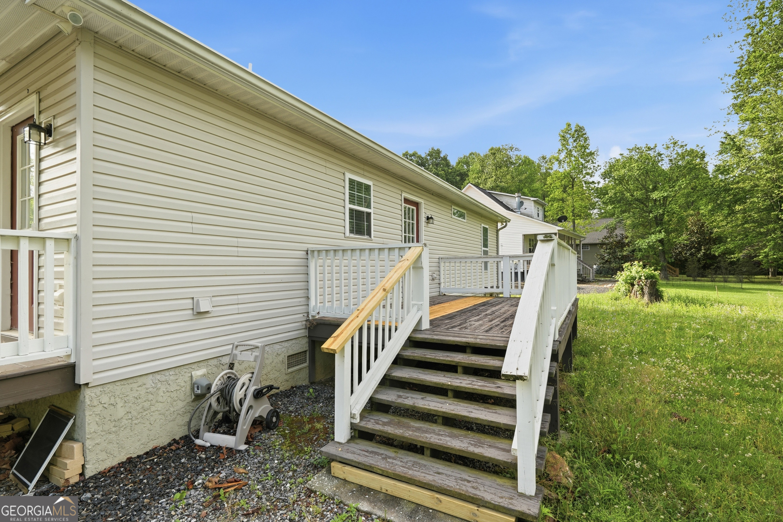 5457 Willow Springs Road Young Harris GA 30582