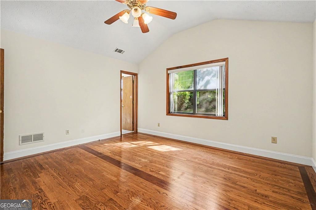 1208 Gate Post Lane Lawrenceville GA 30044