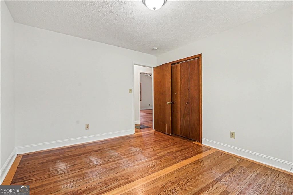 1208 Gate Post Lane Lawrenceville GA 30044