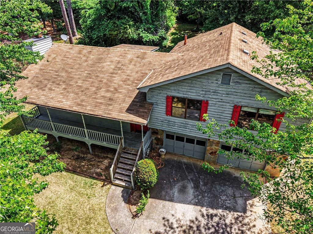 1208 Gate Post Lane Lawrenceville GA 30044