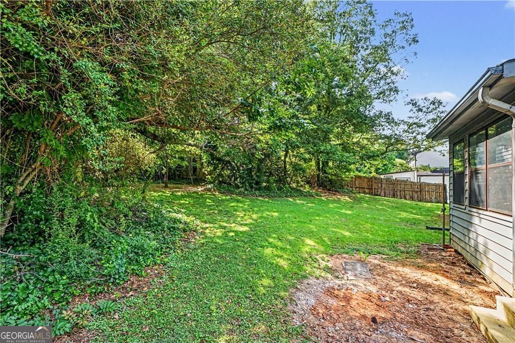 1208 Gate Post Lane Lawrenceville GA 30044