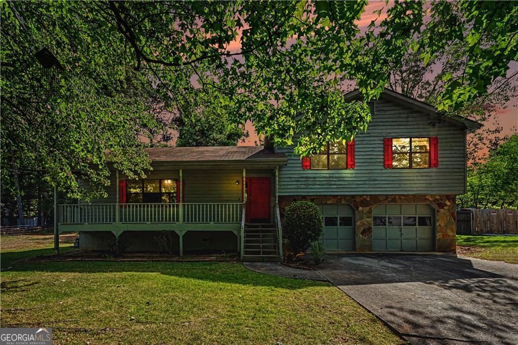 1208 Gate Post Lane Lawrenceville GA 30044