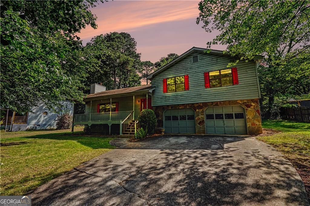 1208 Gate Post Lane Lawrenceville GA 30044
