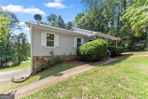 31 S Wind Drive Dahlonega GA 30533