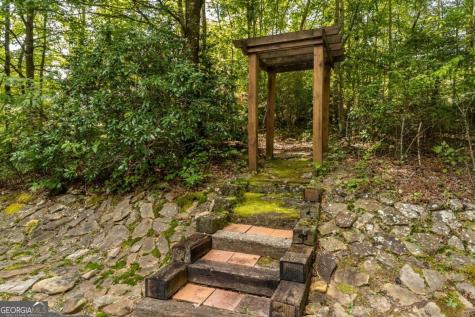 51 Cornerstone Court Mccaysville GA 30555