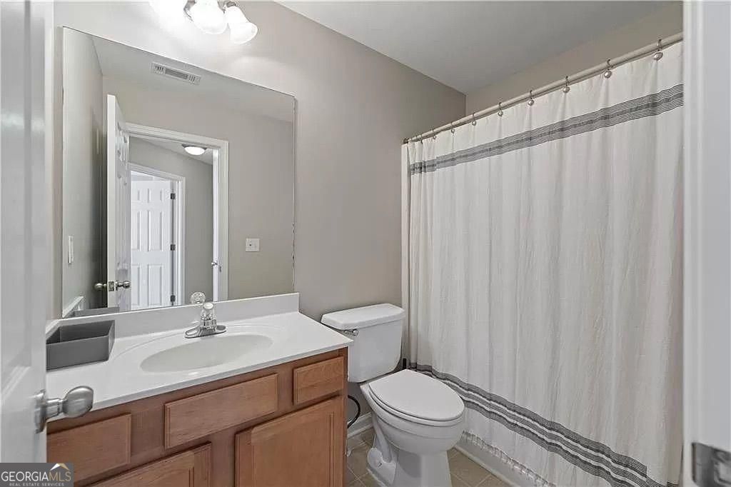 1964 Lakeshore Overlook Circle NW Kennesaw GA 30152