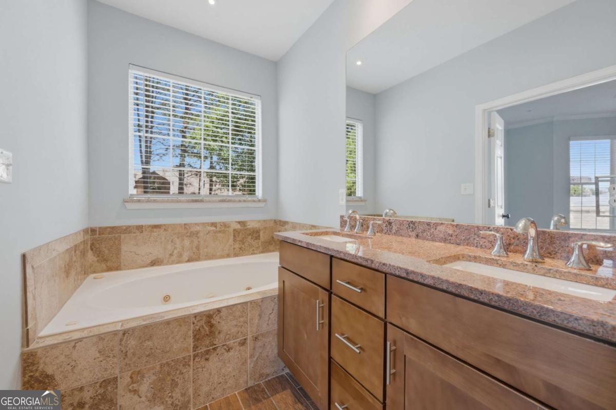 200 NE Renaissance Parkway NE Atlanta GA 30308