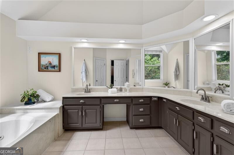 371 Shyrewood Drive Lawrenceville GA 30043
