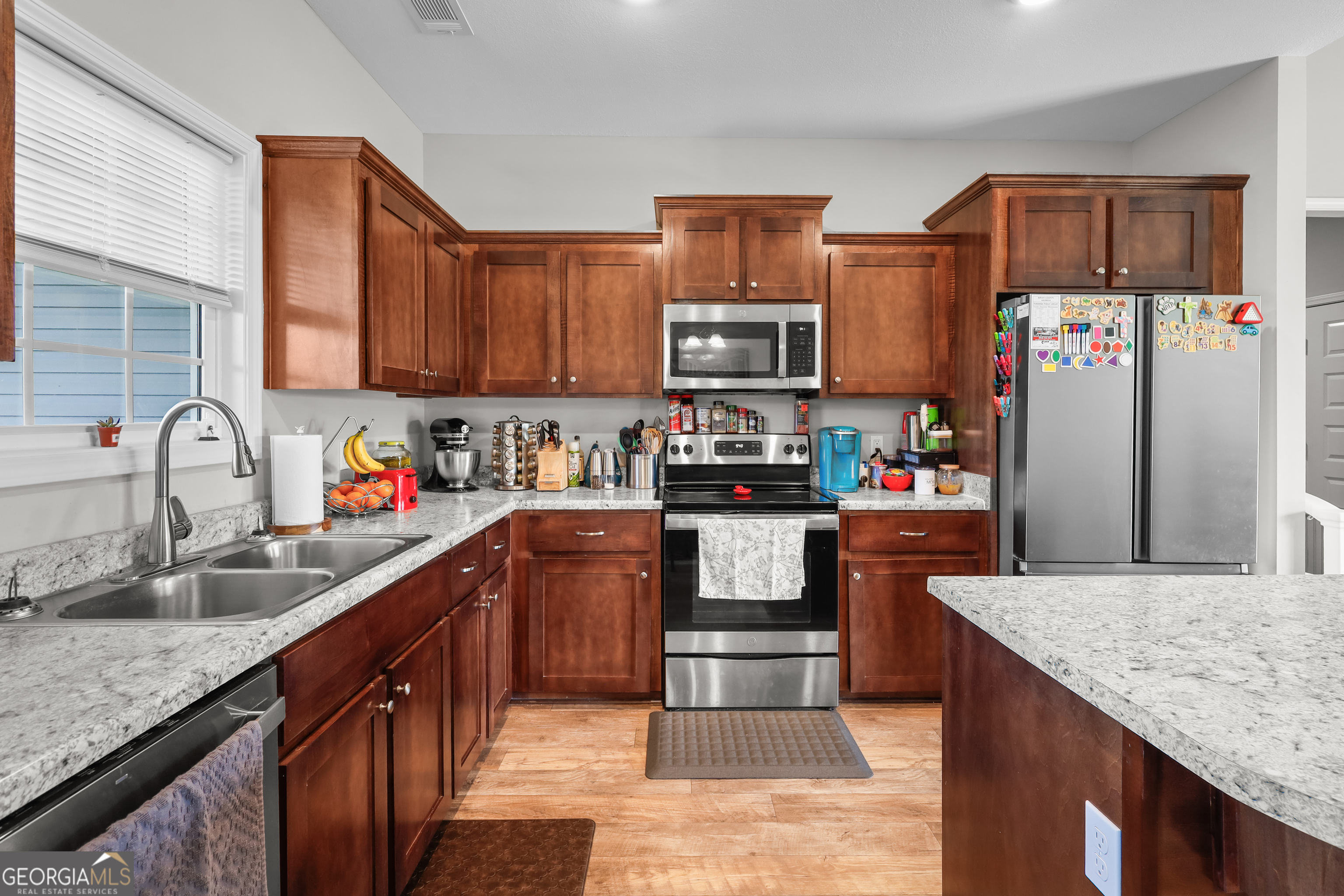 301 Tallulah Bend Ellabell GA 31308