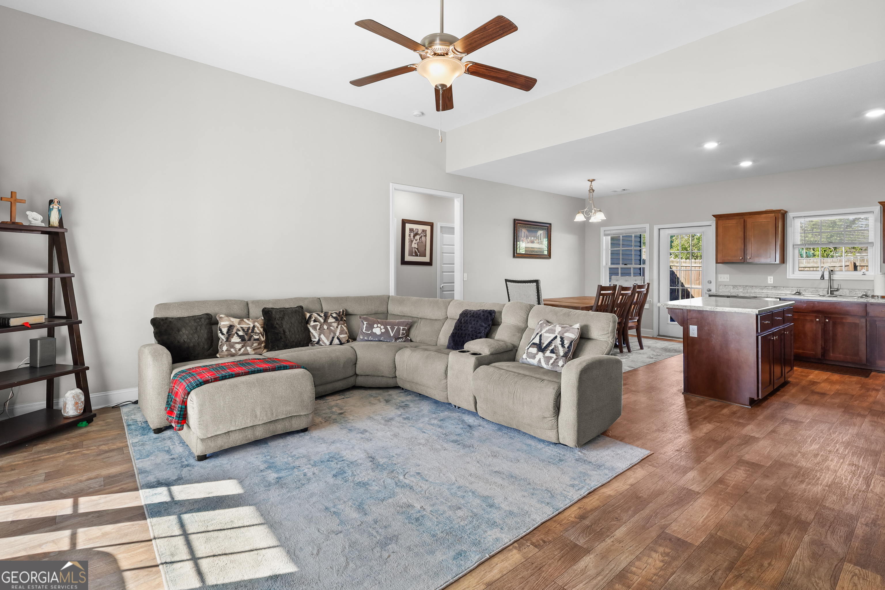 301 Tallulah Bend Ellabell GA 31308