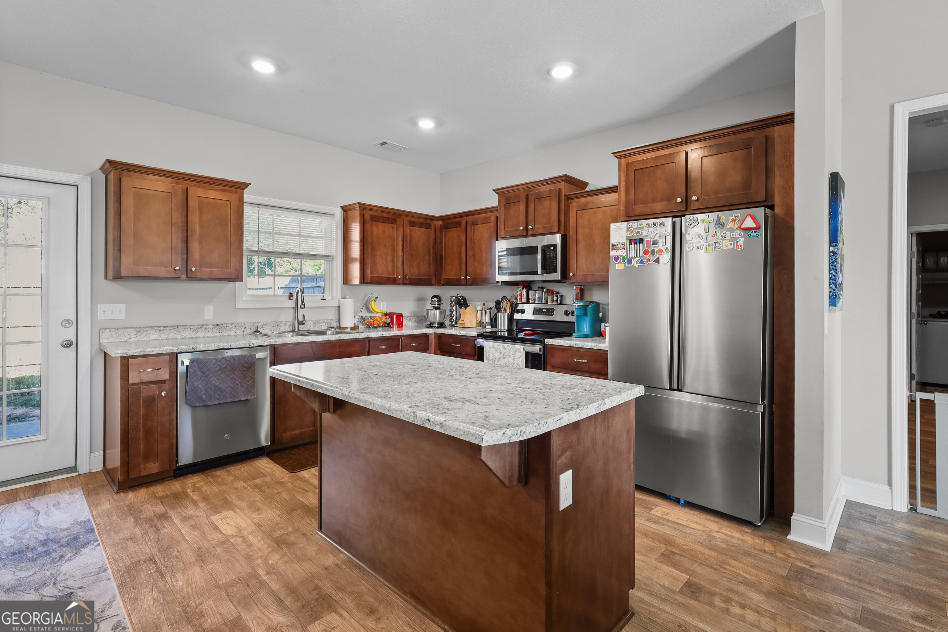 301 Tallulah Bend Ellabell GA 31308