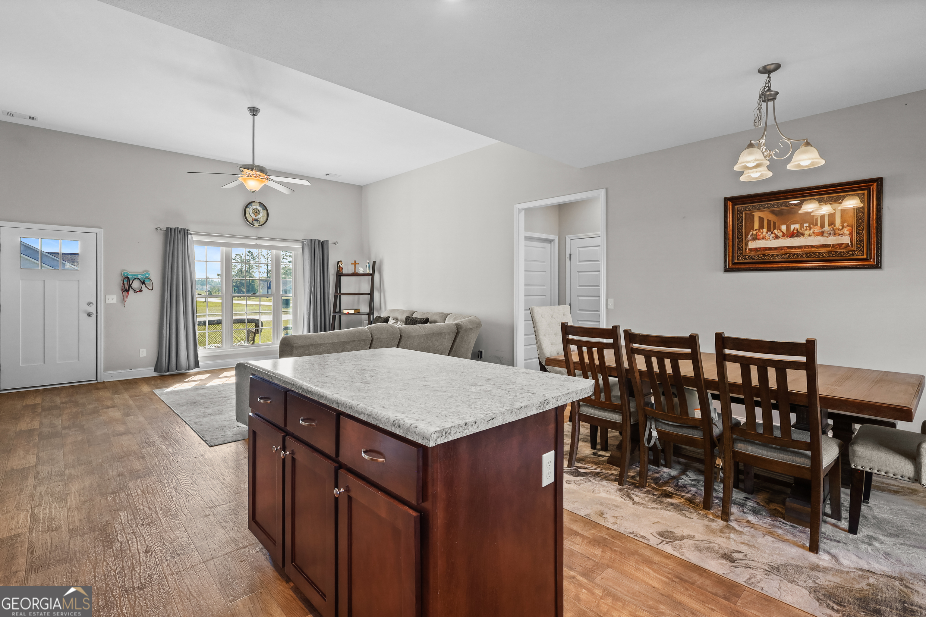 301 Tallulah Bend Ellabell GA 31308