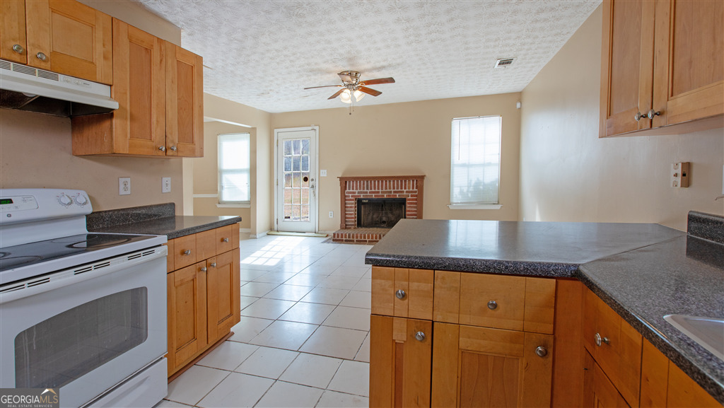 6496 Drake Manor Austell GA 30168