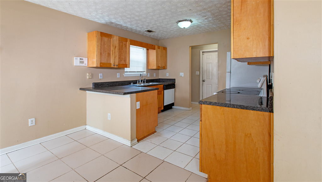 6496 Drake Manor Austell GA 30168