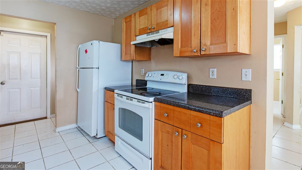 6496 Drake Manor Austell GA 30168