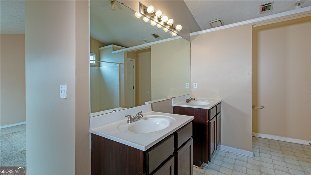 6496 Drake Manor Austell GA 30168
