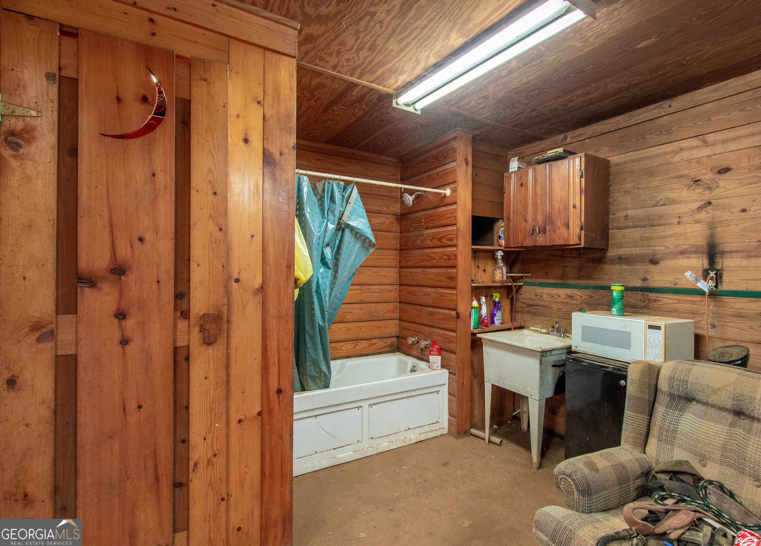 1358 W 5 Highway Roopville GA 30170