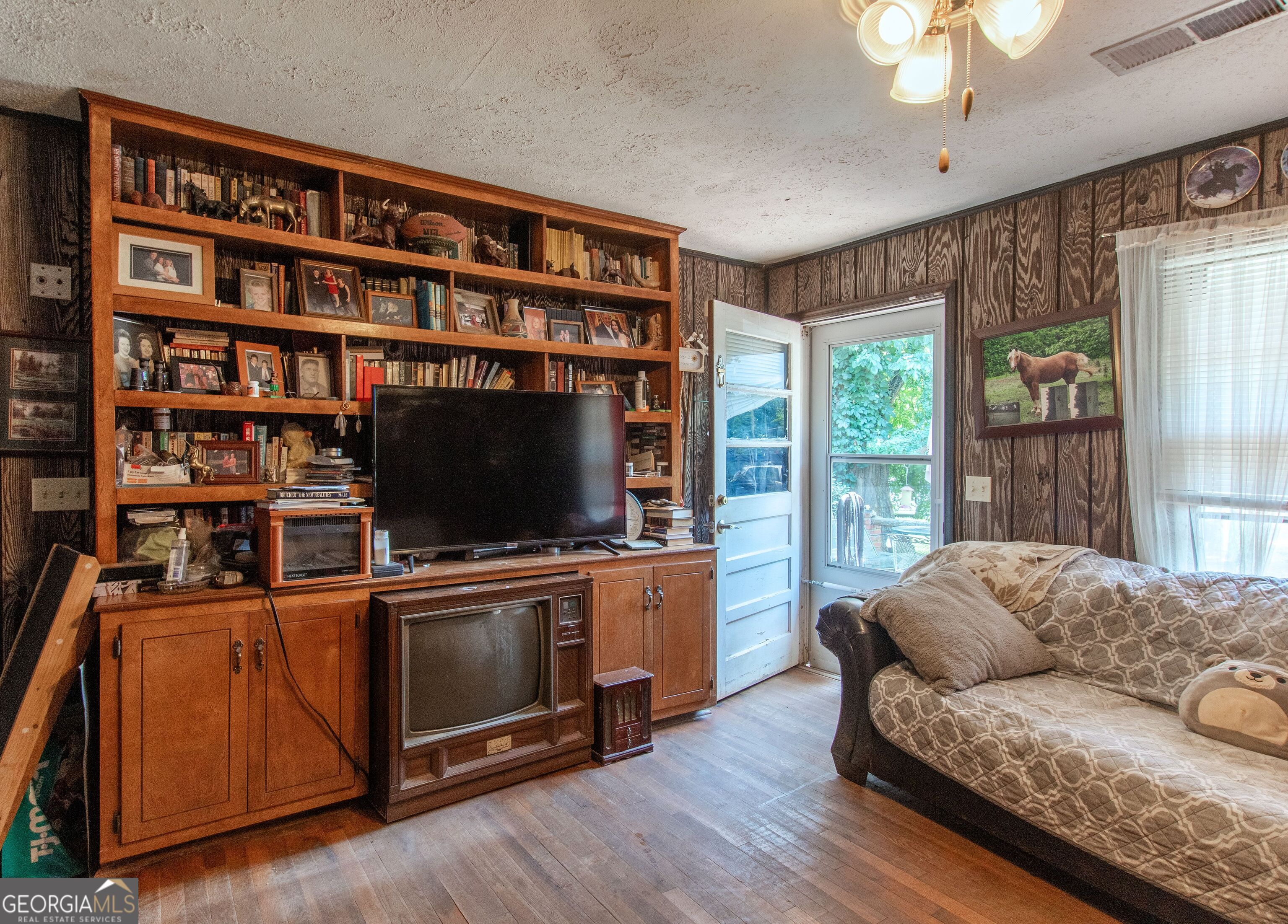 1358 W 5 Highway Roopville GA 30170