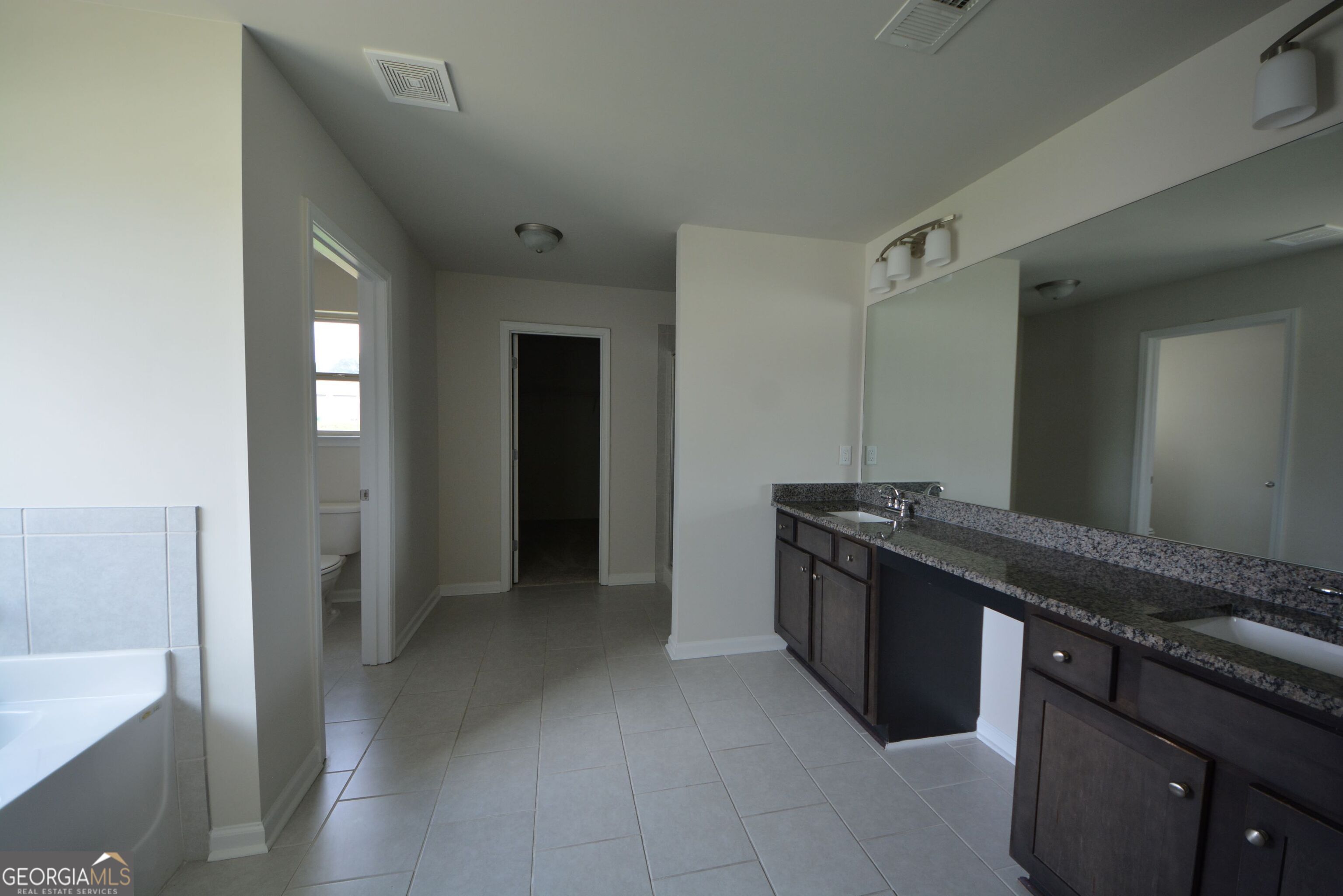 2377 Ticonic Road Lithonia GA 30058