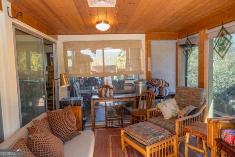 419 Ridge Cliff Marble NC 28905